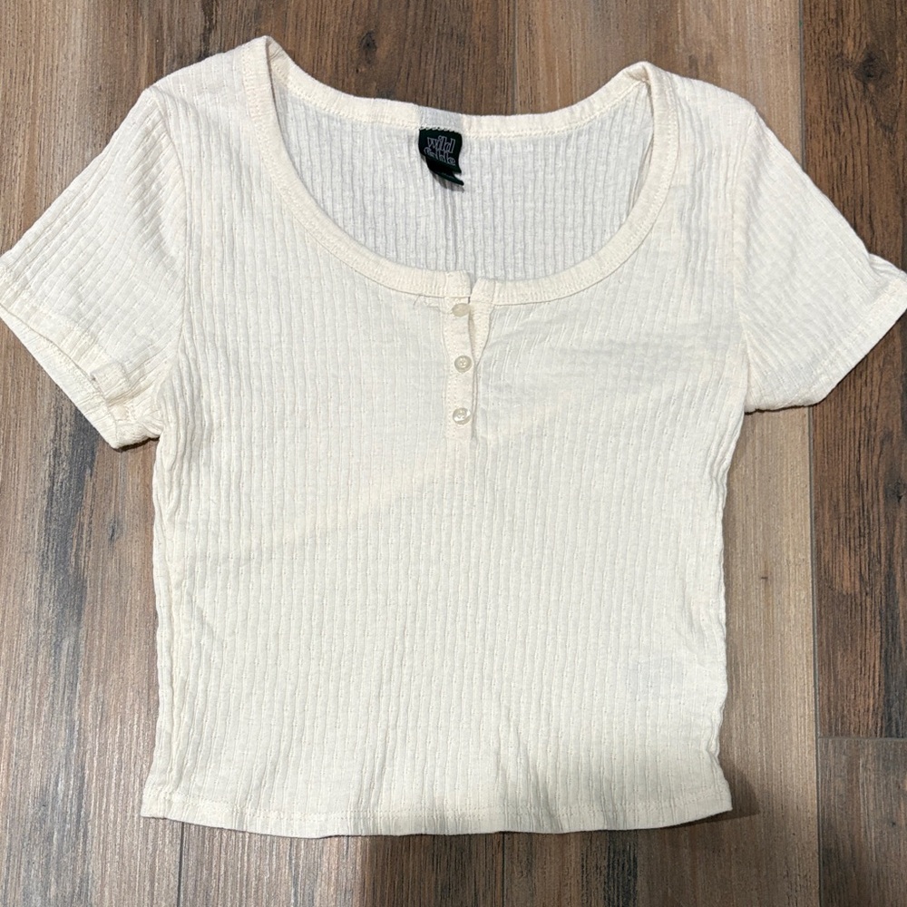Wild Fae Ribbed Short Sleeve Henley Top - Cream xs